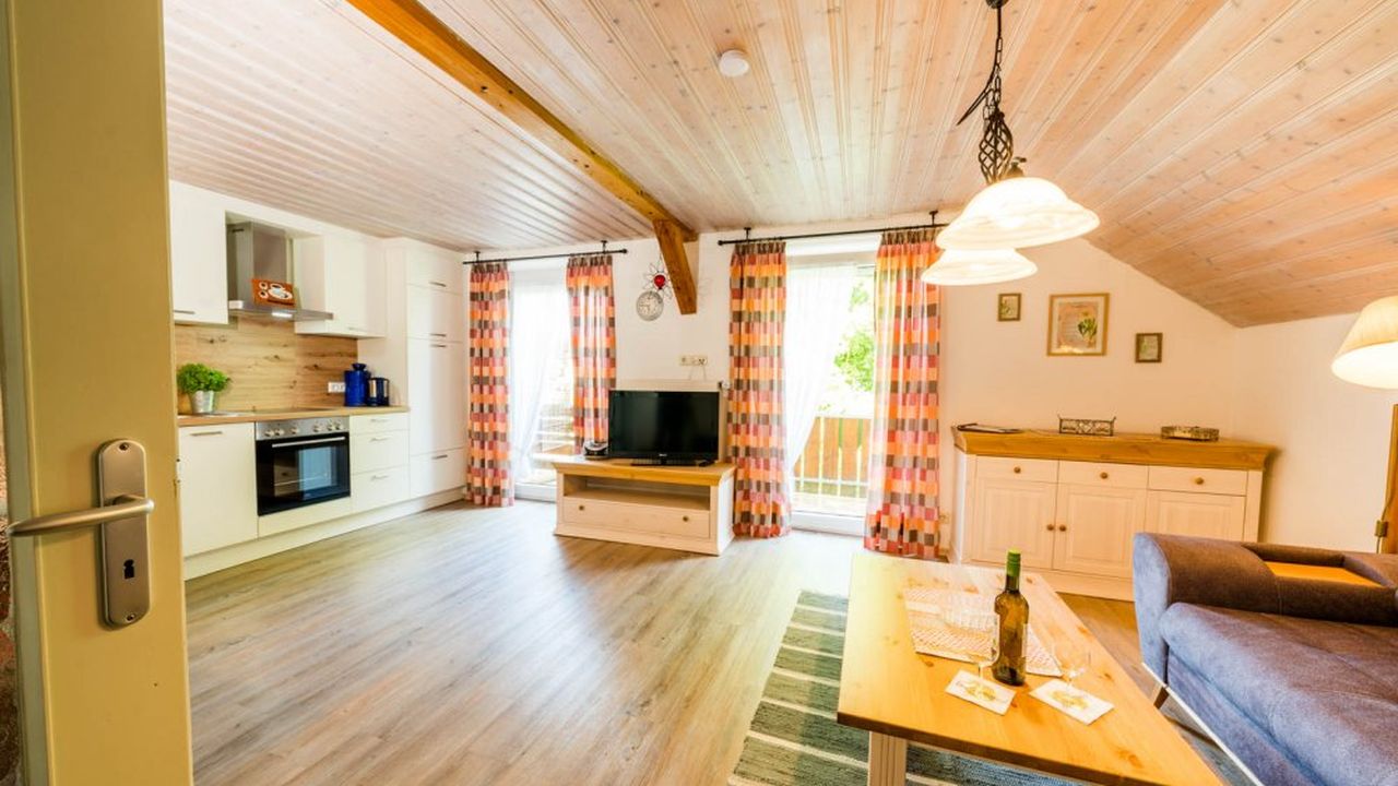 Wohnküche mit Ostbalkon Wohnküche mit Ostbalkon